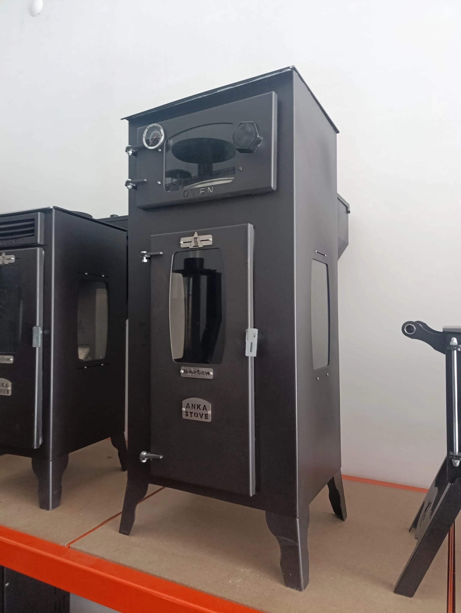 Uşak Fırınlı Pelet Soba